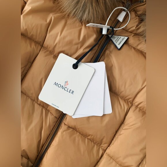 Moncler Boedic Belted Puffer Coat-Brown - Picture 6 of 16